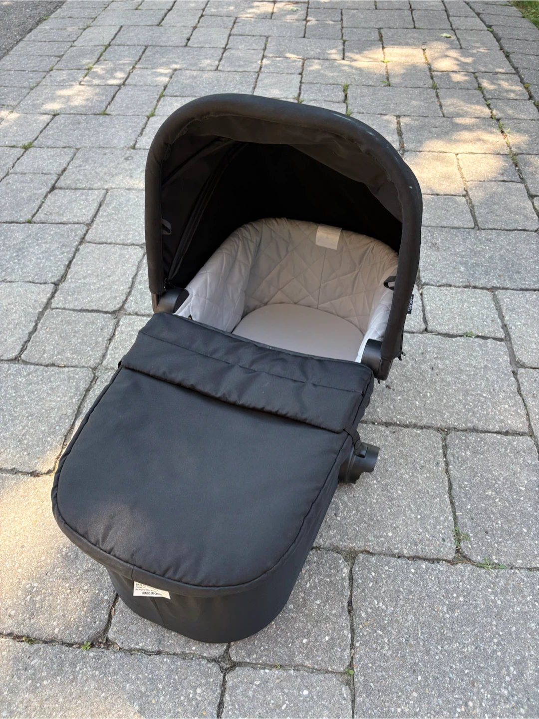 BABY JOGGER City Select 2 Deluxe Pram - Lunar Black - photo 3