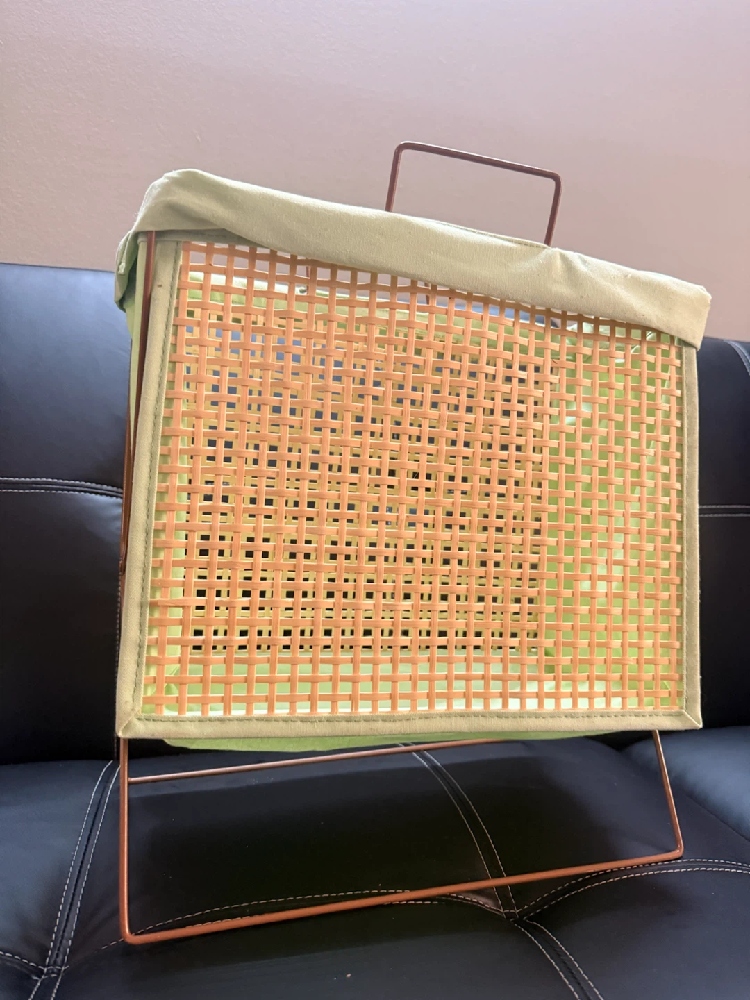 Foldable Woven Basket with Stand