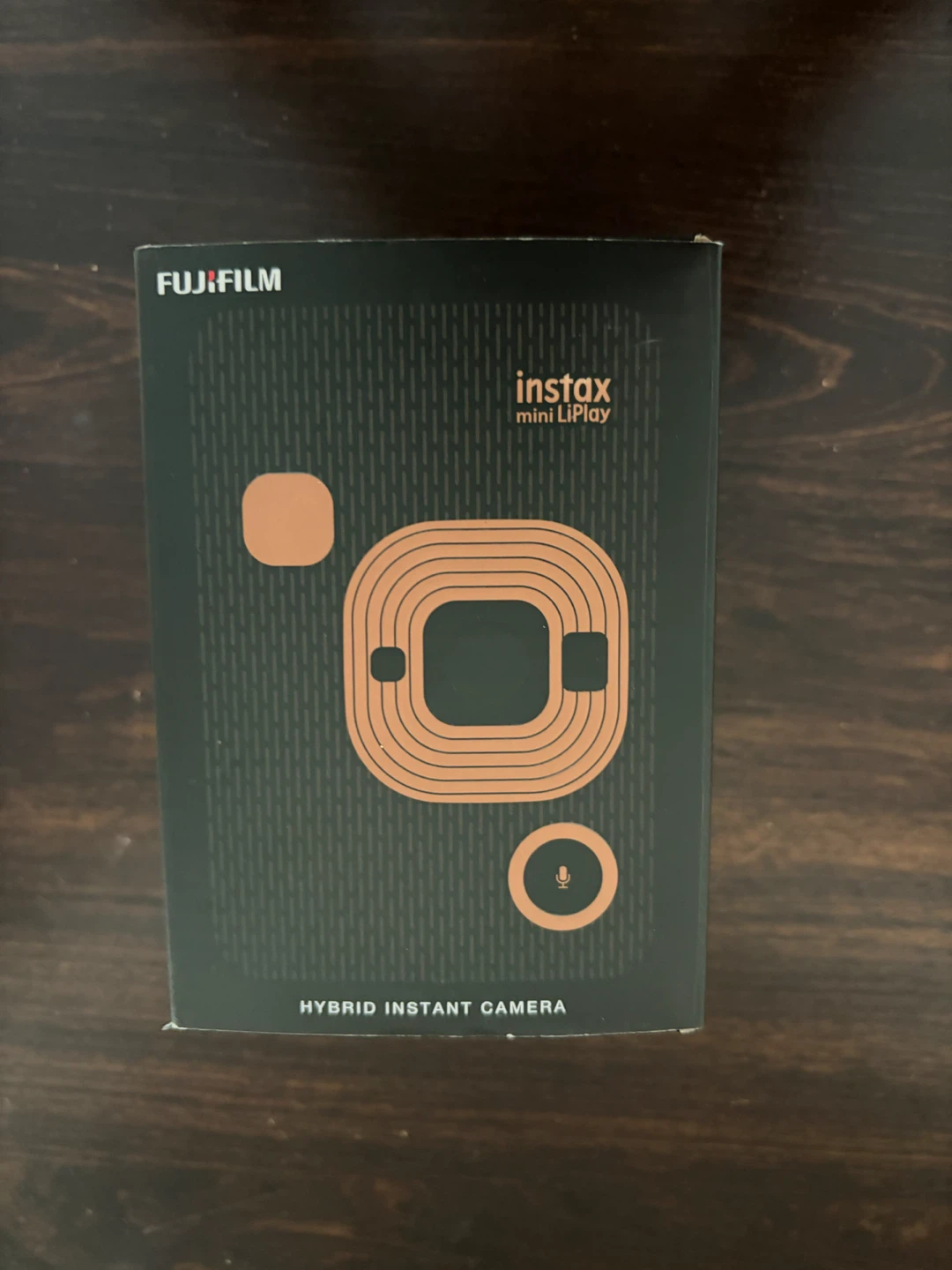 Fujifilm hybrid instant camera with 20 sheets of instant films