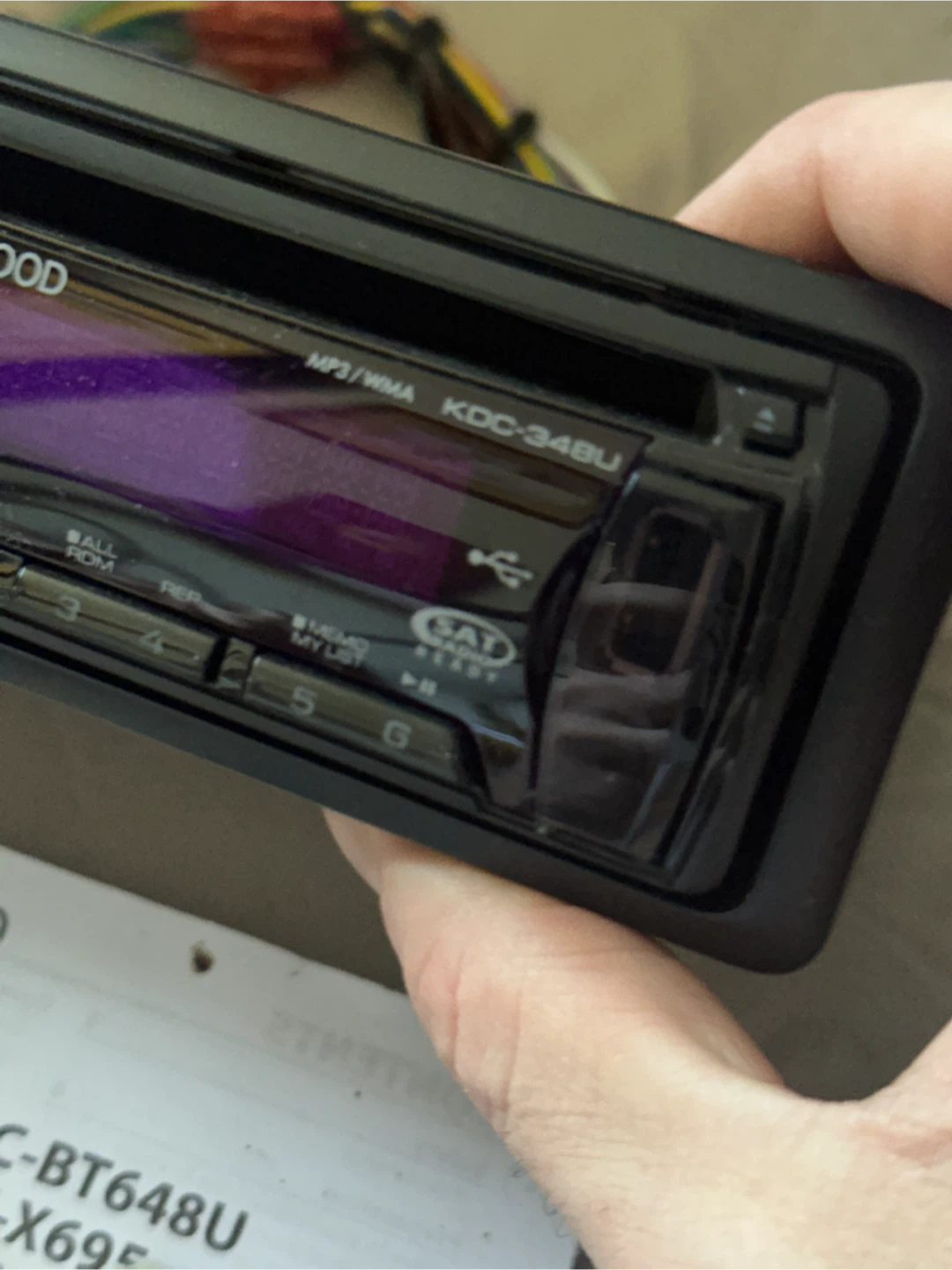 Kenwood KDC-348U Car Stereo Deck  with Manual & Keys - photo 2