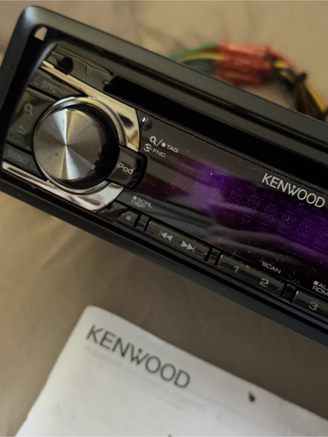 Kenwood KDC-348U Car Stereo Deck  with Manual & Keys - photo 3