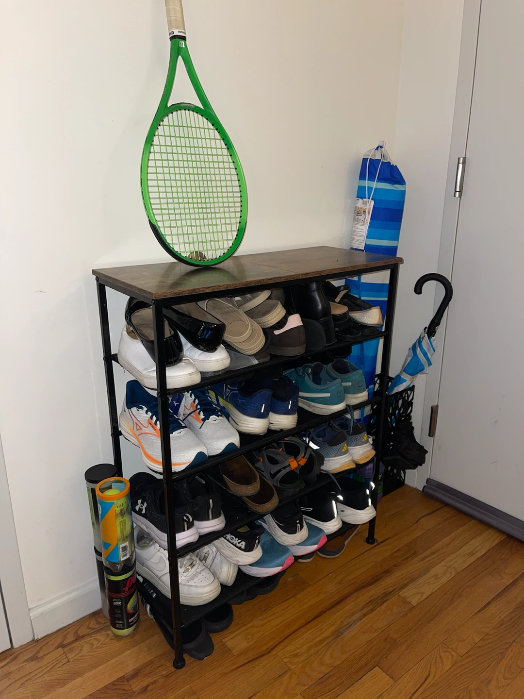Shoe rack