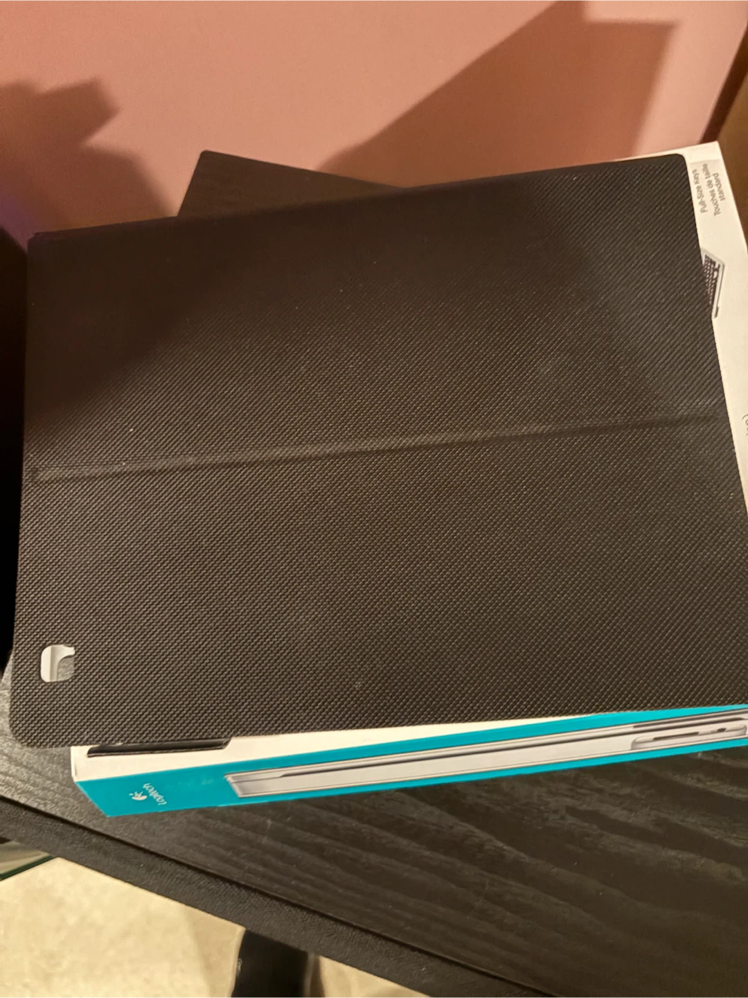 Logitech Keyboard Folio for iPad 2, 3, & 4 - photo 2