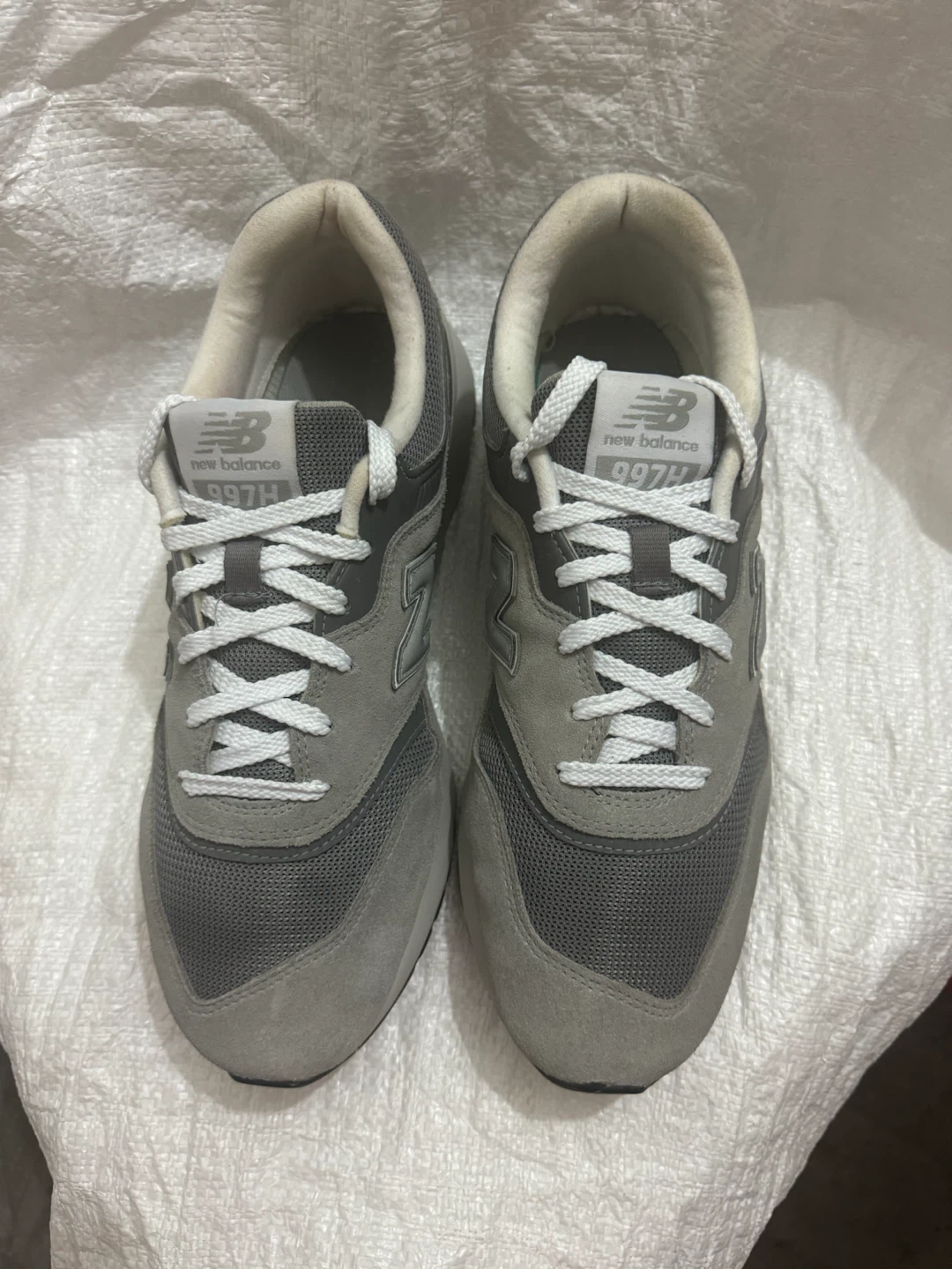 New Balance 997H Grey Suede & Mesh Sneakers