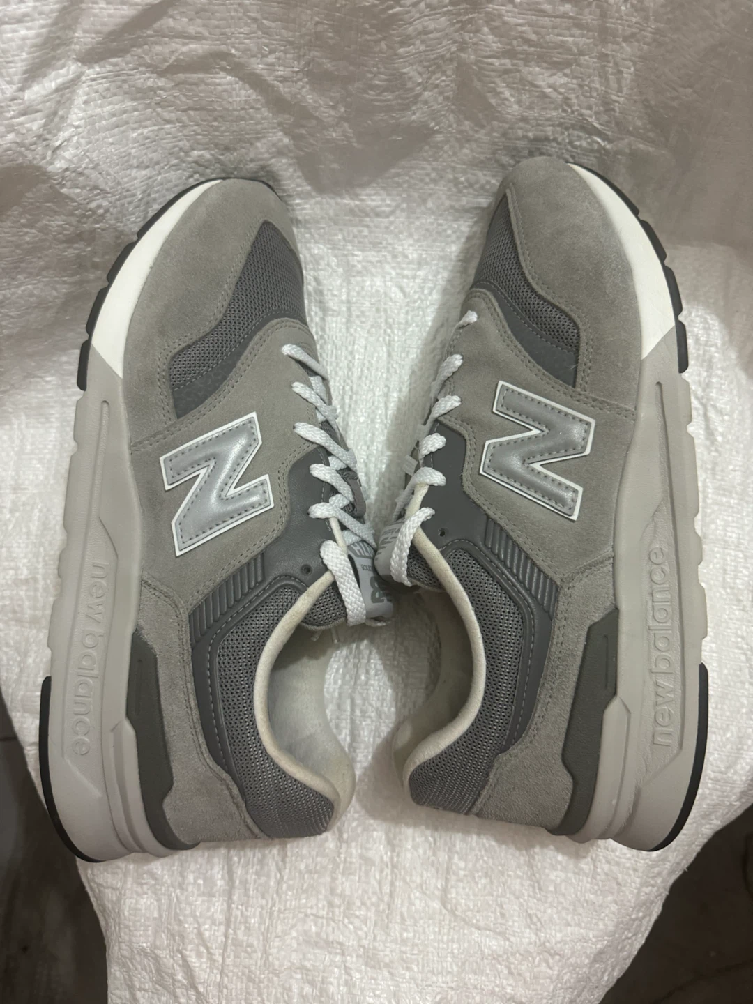 New Balance 997H Grey Suede & Mesh Sneakers - photo 5