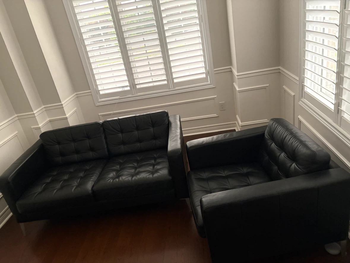 Black Leather Tufted Sofa Set