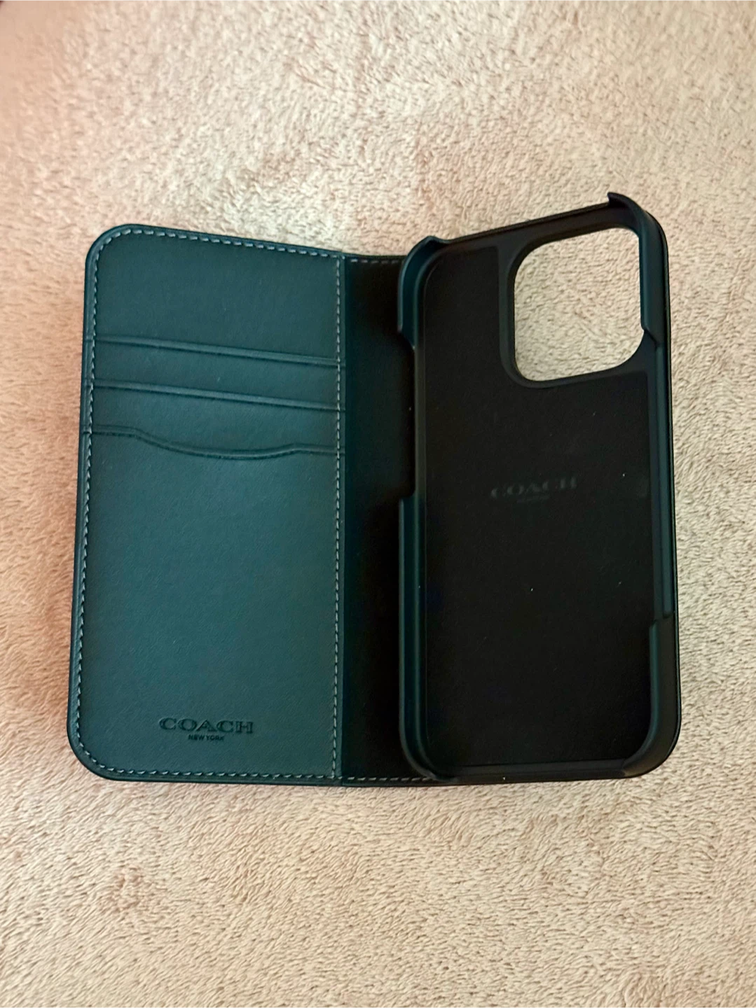 New Coach Canvas Wallet Folio iPhone 16 Pro Case Charcoal - photo 2