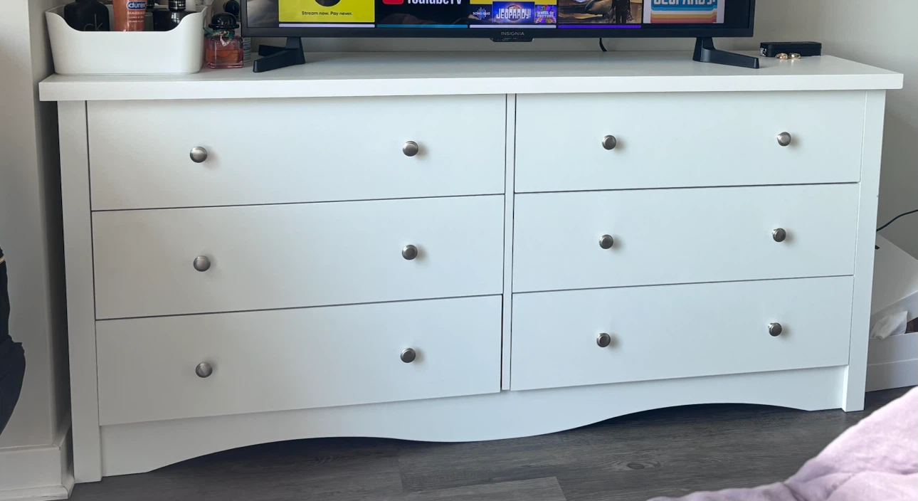 White 6-Drawer Dresser / TV Stand – Spacious Storage Organizer