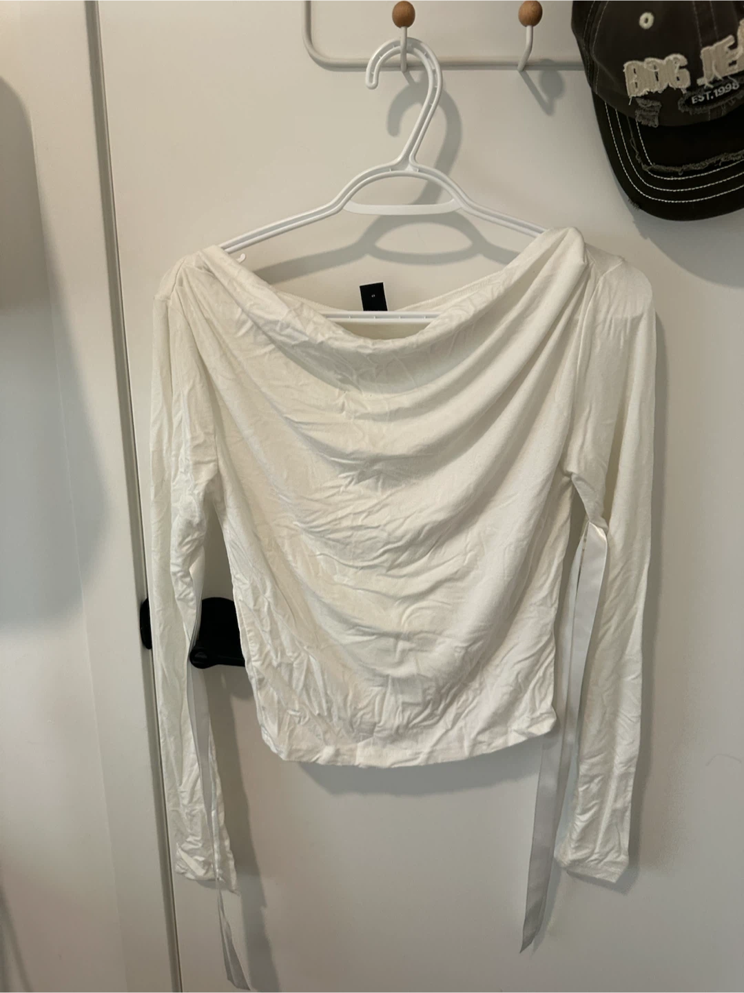 DAZY White Long Sleeve Top