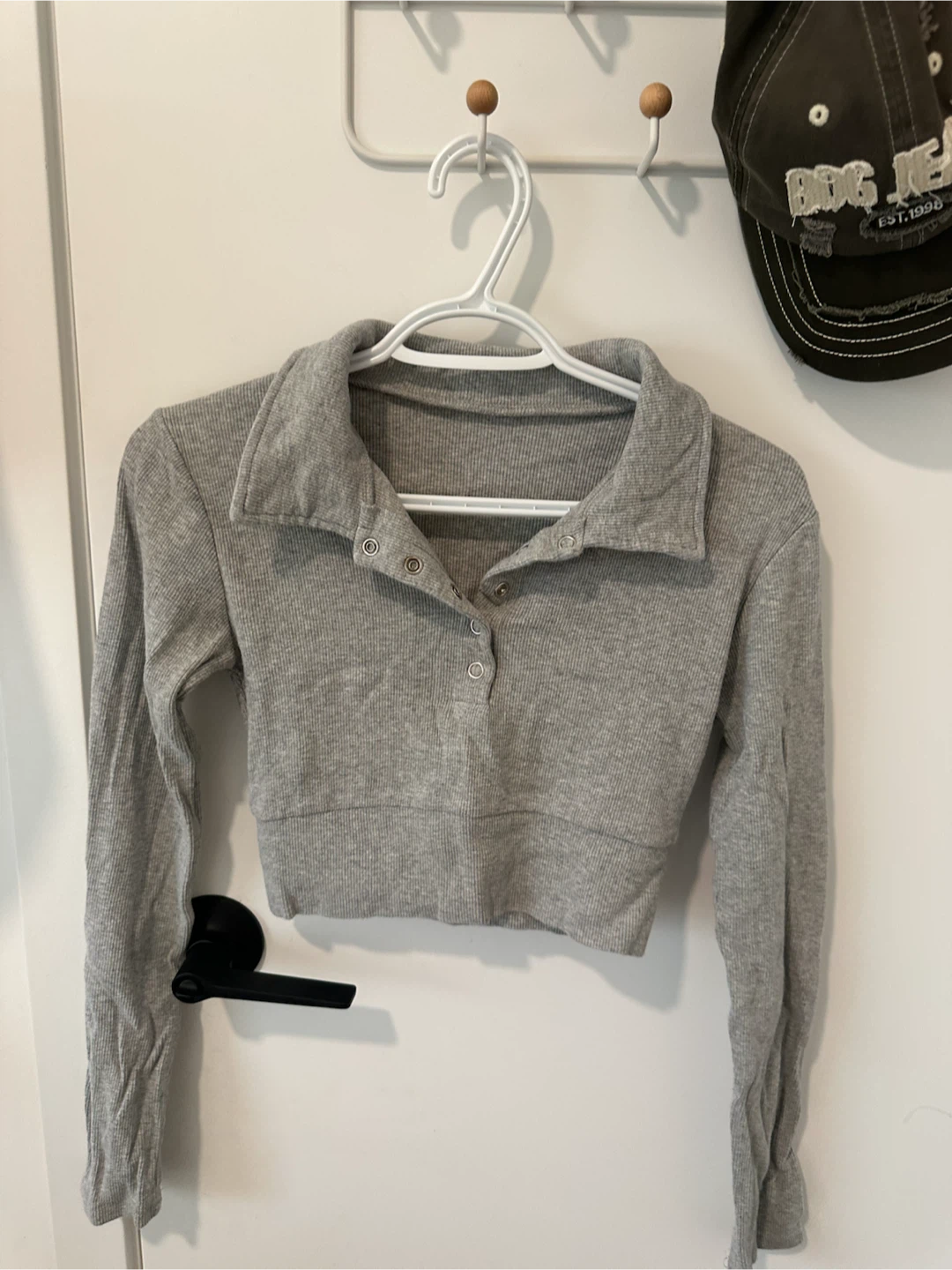 Grey Ribbed Cropped Collared Pullover
