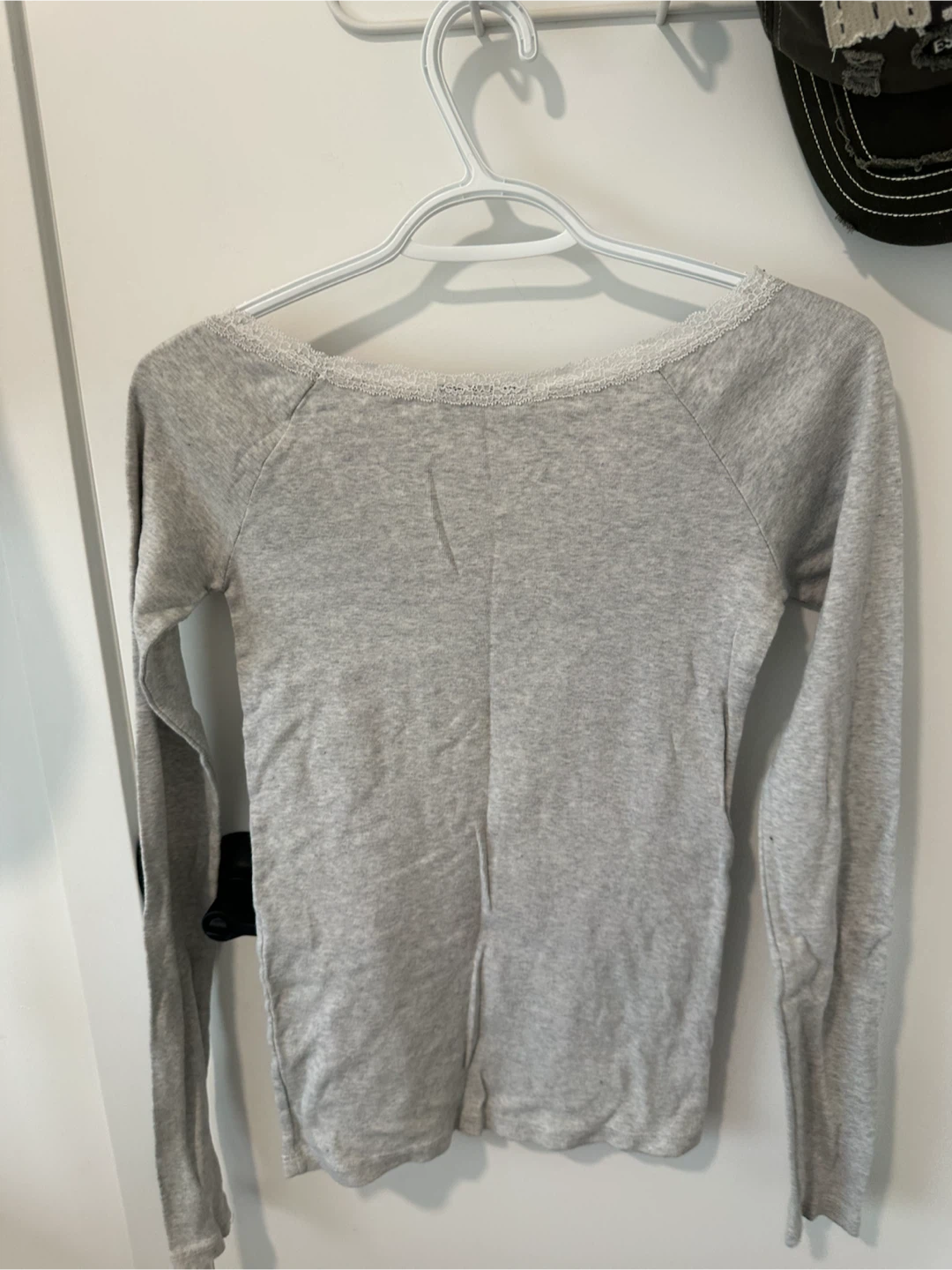 Brandy Melville Grey Lace Trim Long Sleeve Top - photo 3