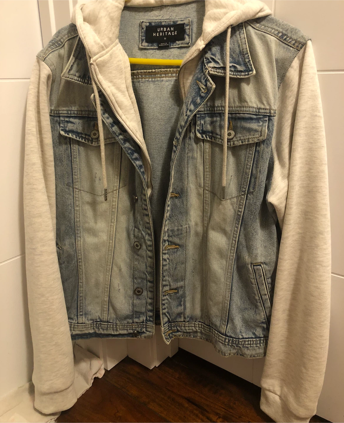 Men’s Denim Jacket with Hood New! - photo 3