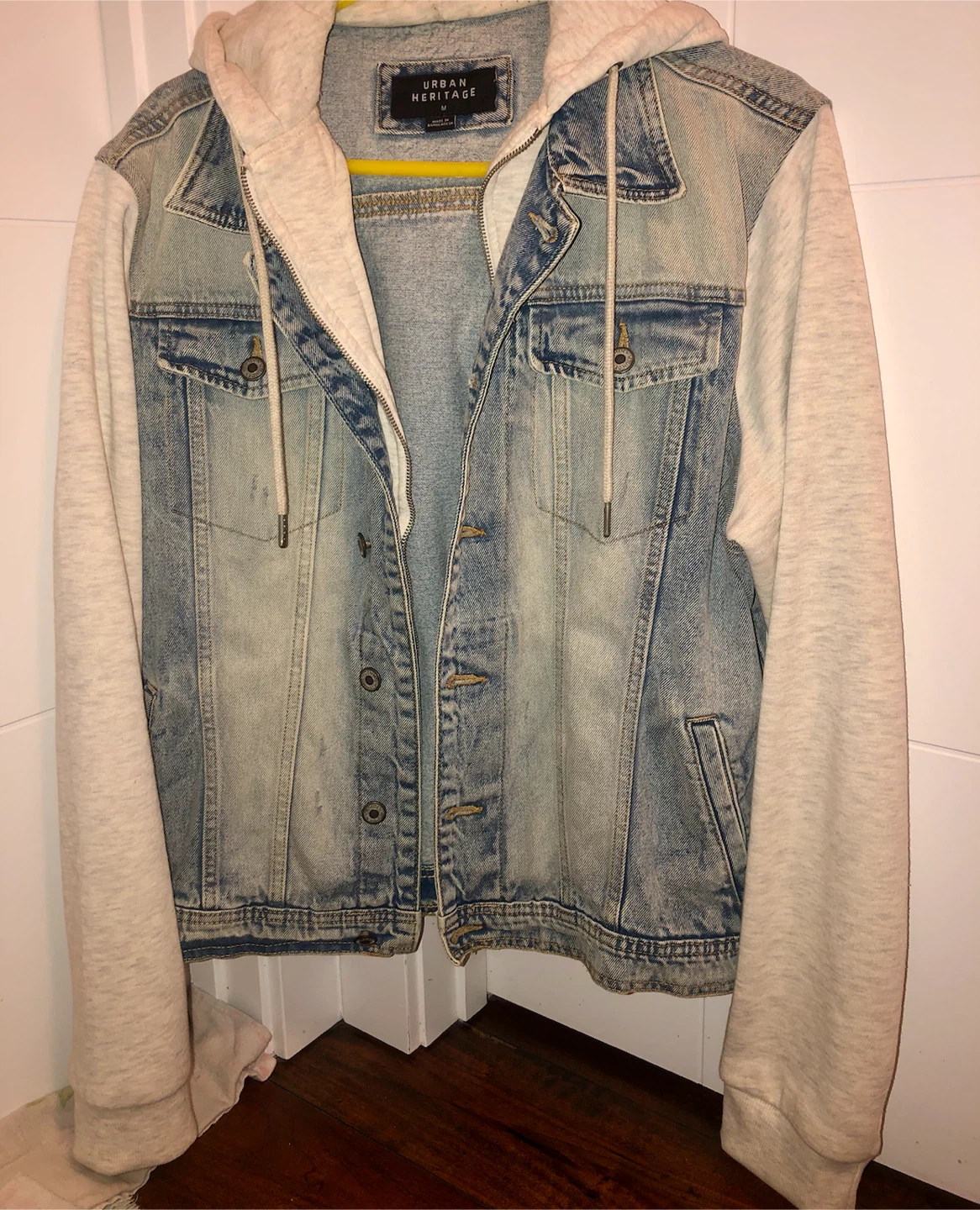 Men’s Denim Jacket with Hood New! - photo 4