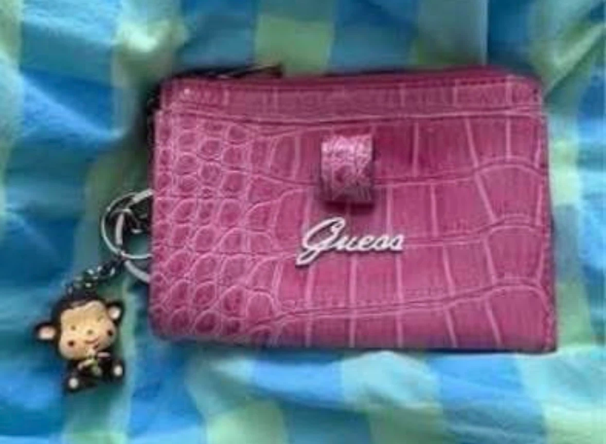 Guess wallet (Good condition) (Free)