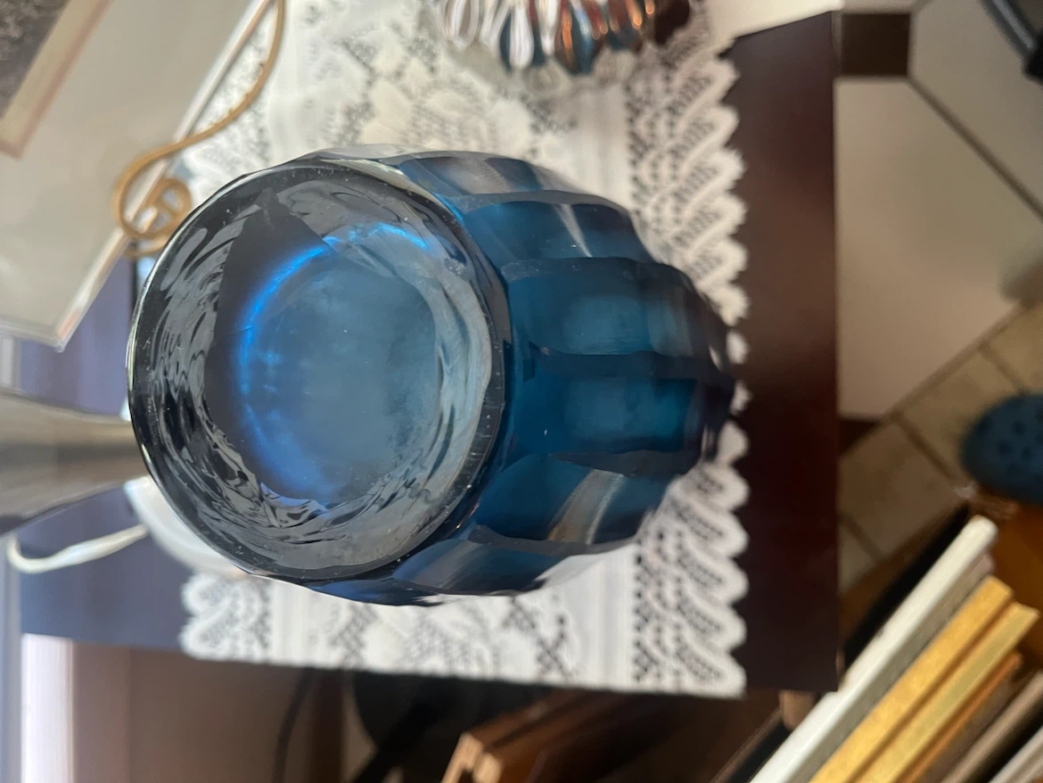 Heavy Blue Glass Vase, 11 inches tall - photo 4