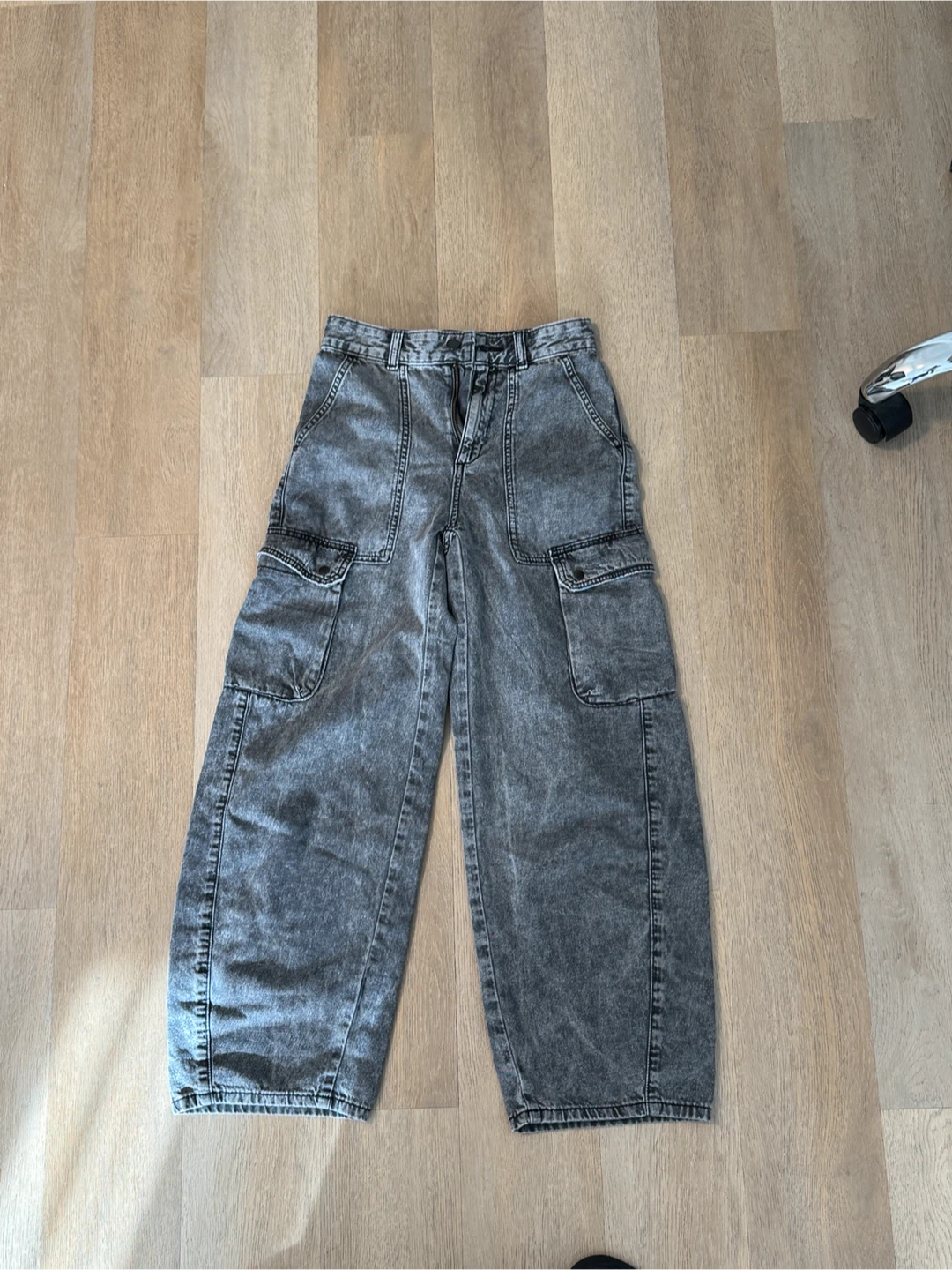 GU Japan Grey Cargo Pants - Size S