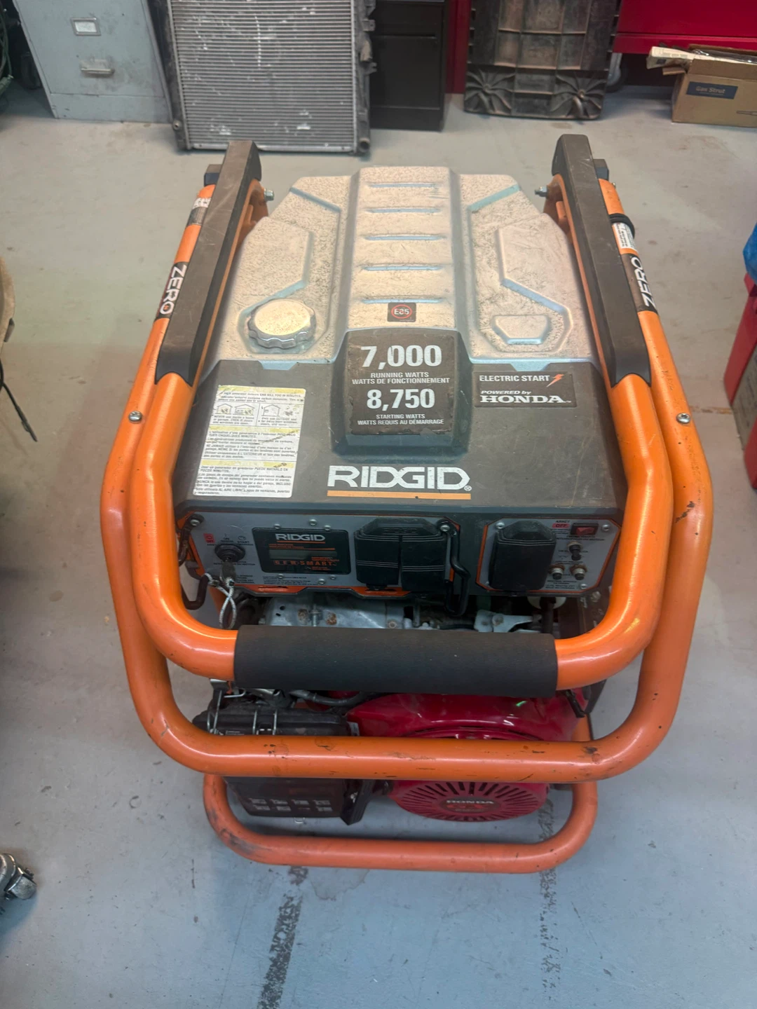 RIDGID 7000W / 8750W Portable Generator – Honda GX390 Engine - photo 2
