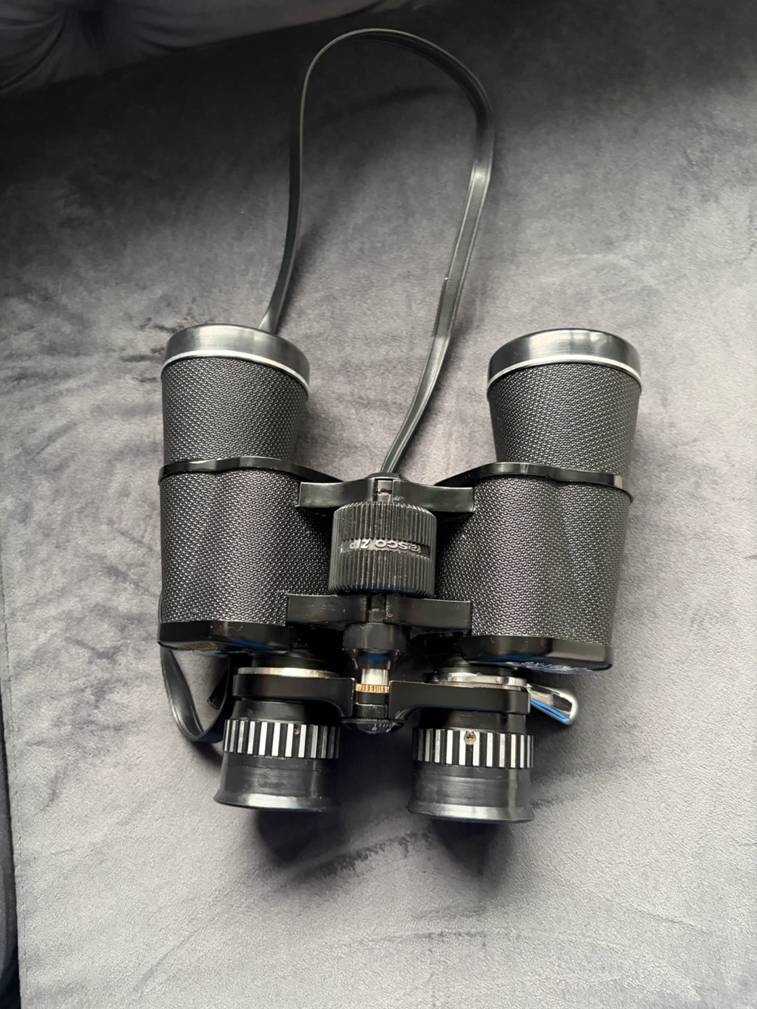 Tasco Zip 106Z 8X-16X40 Zoom Binoculars