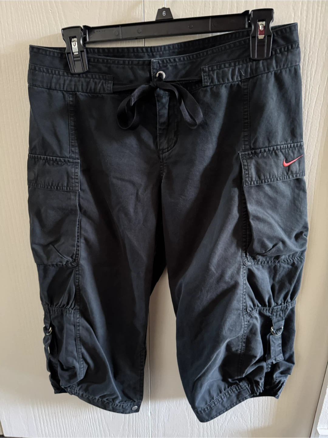 Nike Women's Cargo Capri Pants