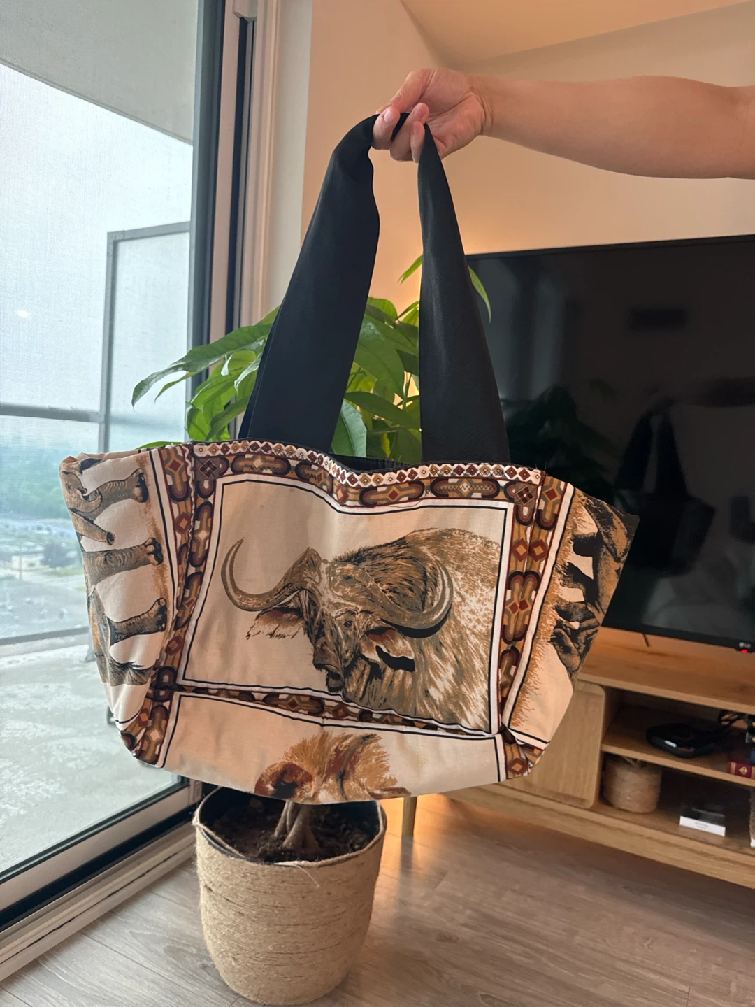 Tote Bag with African Wildlife Print - photo 5