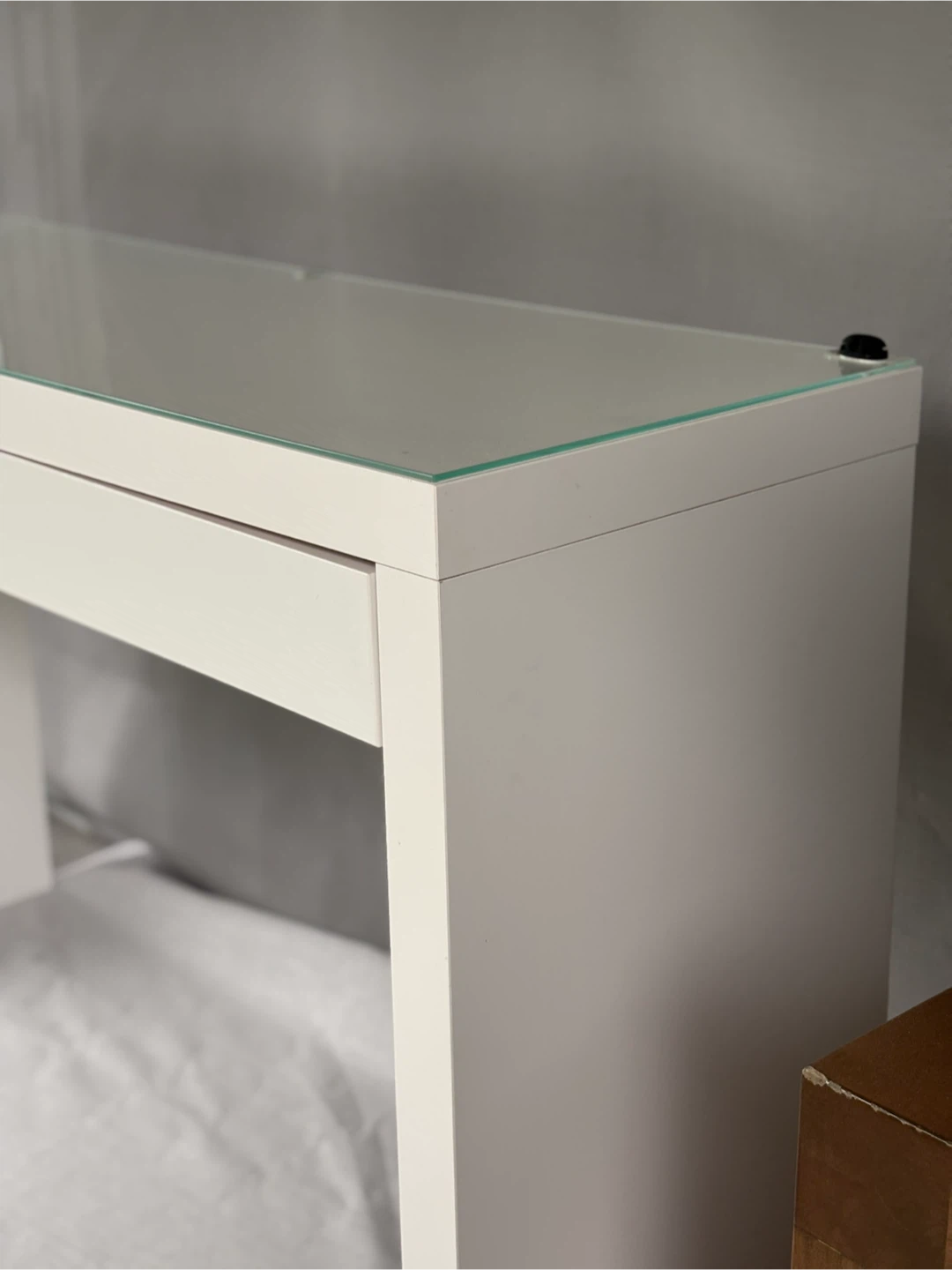 IKEA MALM Dressing Table - photo 4