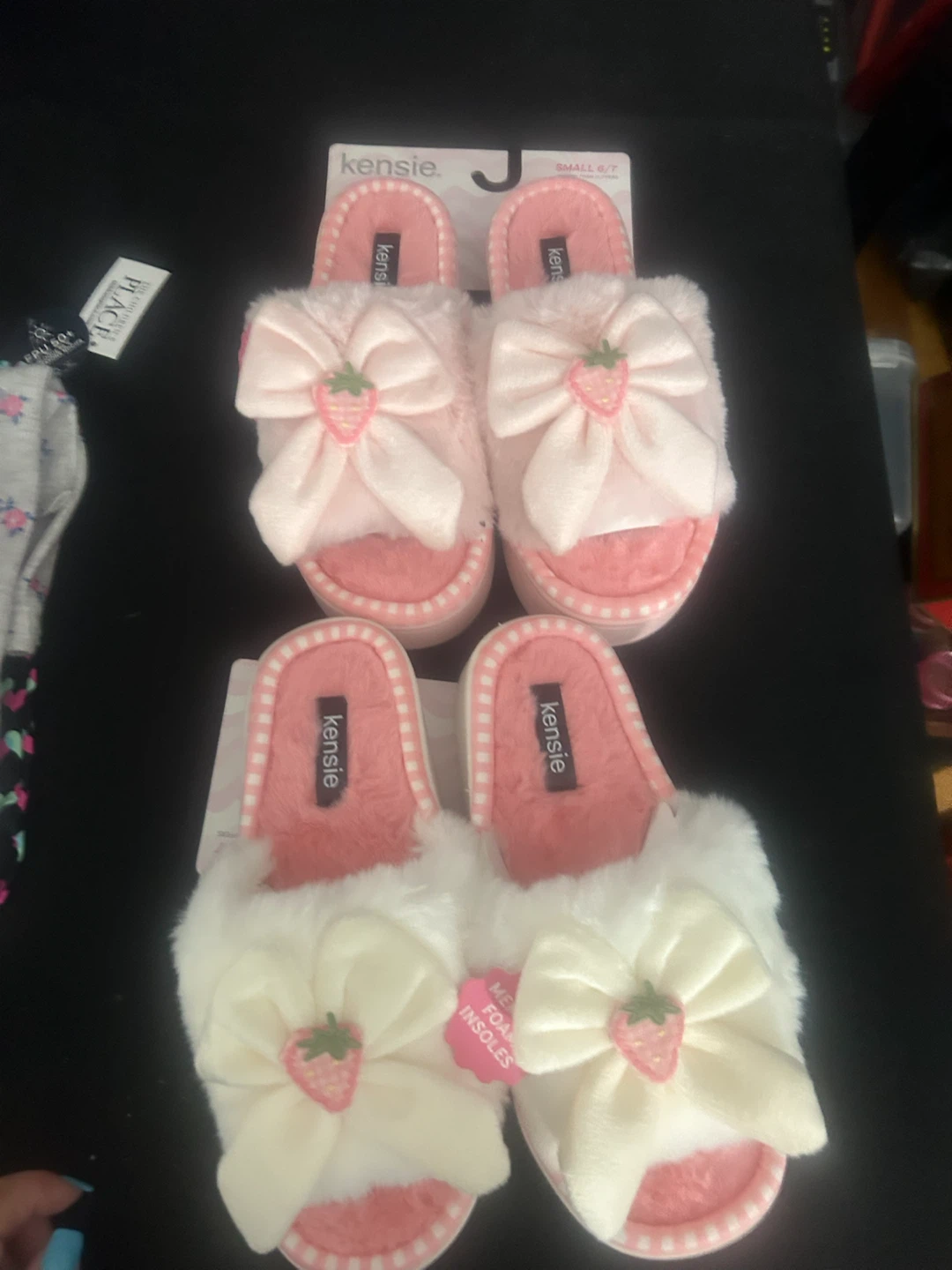 Kensie Slippers - Pink & White Strawberry Bow - Small 6/7