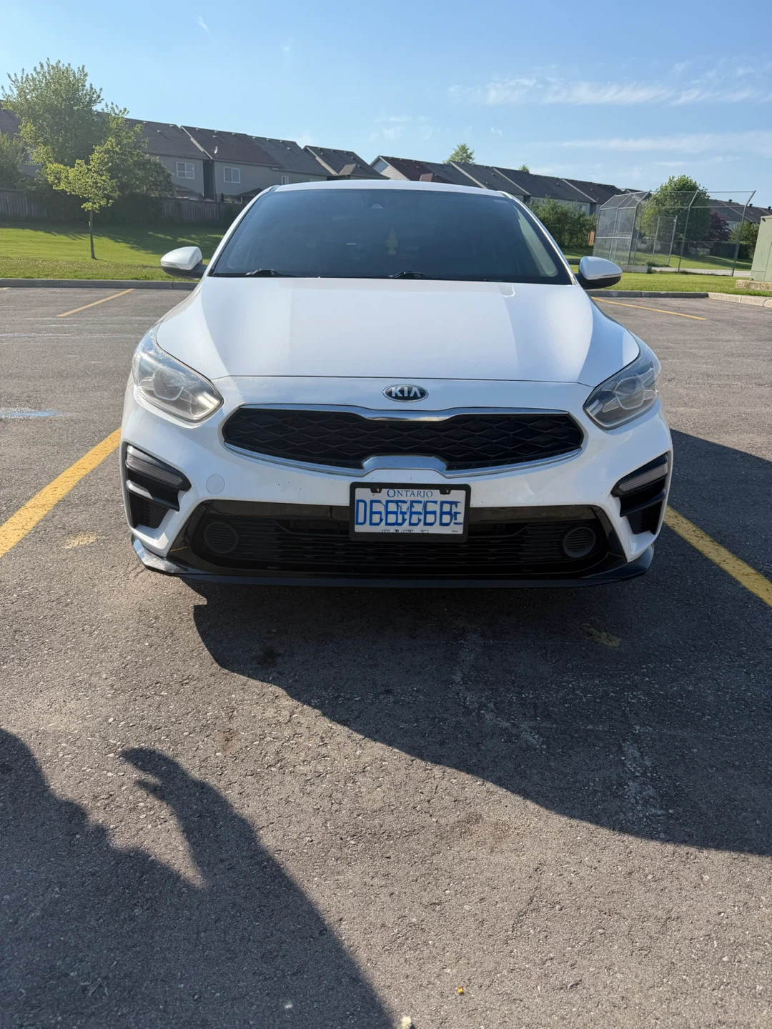 White Kia Forte EX Sedan