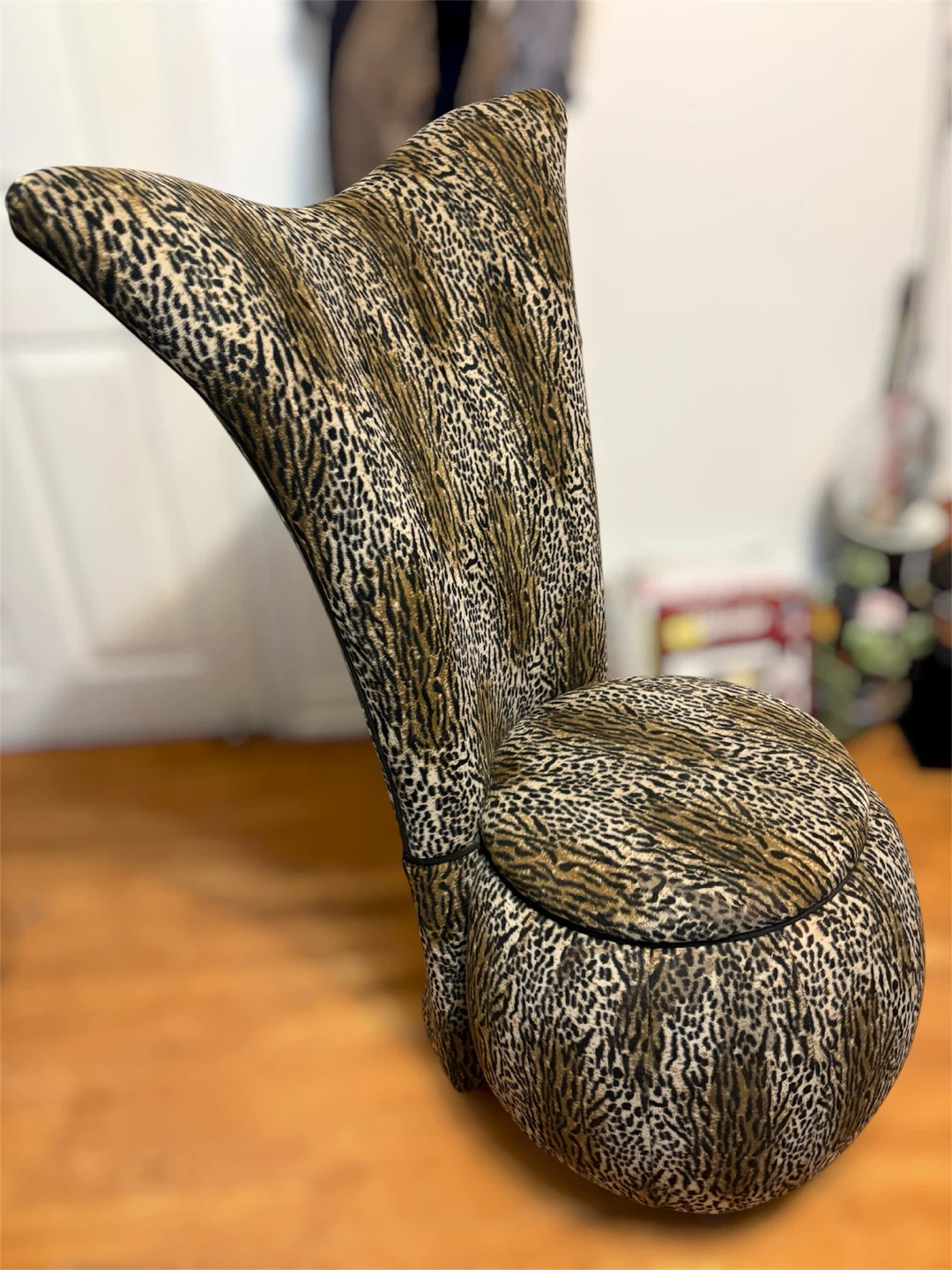 Art Nouveau Leopard Print Accent Chair