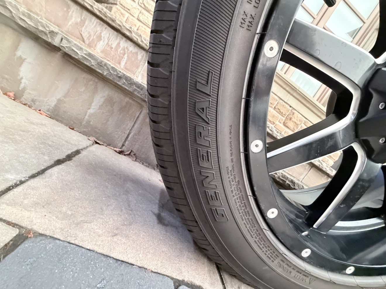 22’’ Fuel Wheels with General Grabber HTS Tires - photo 4