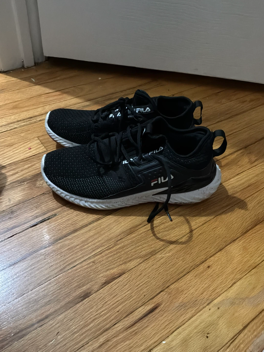 Fila Black Running Shoes