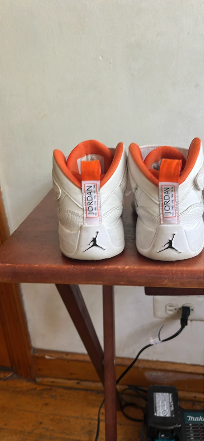 Air Jordan size 13.5 - photo 2