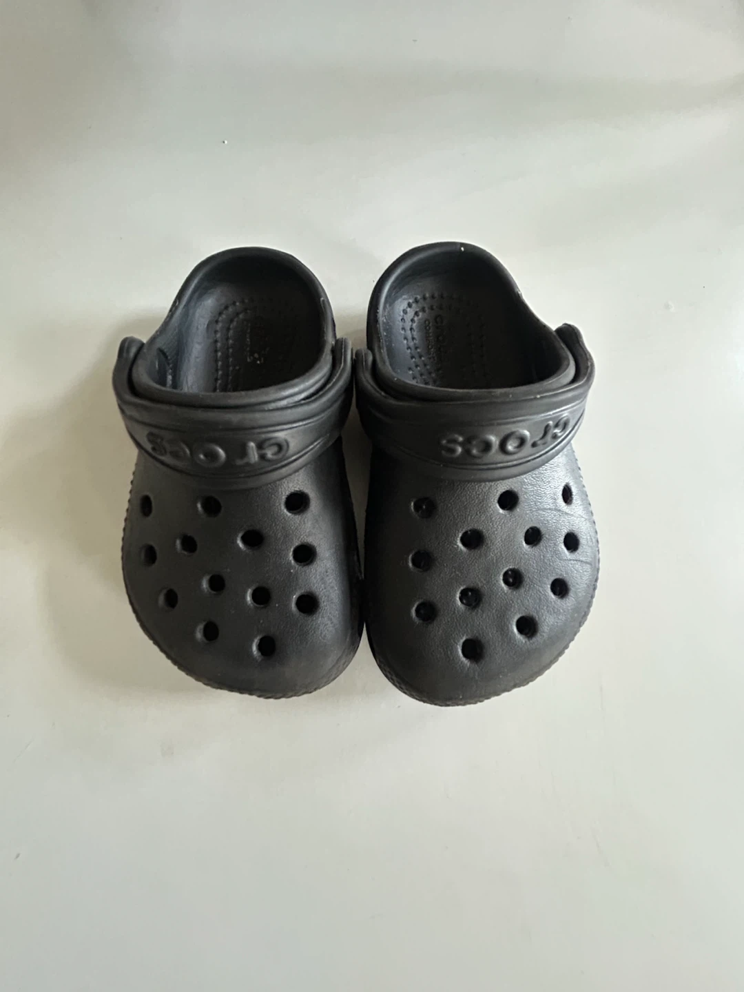 Black Crocs Clogs Toddler Size 5/6 - photo 2