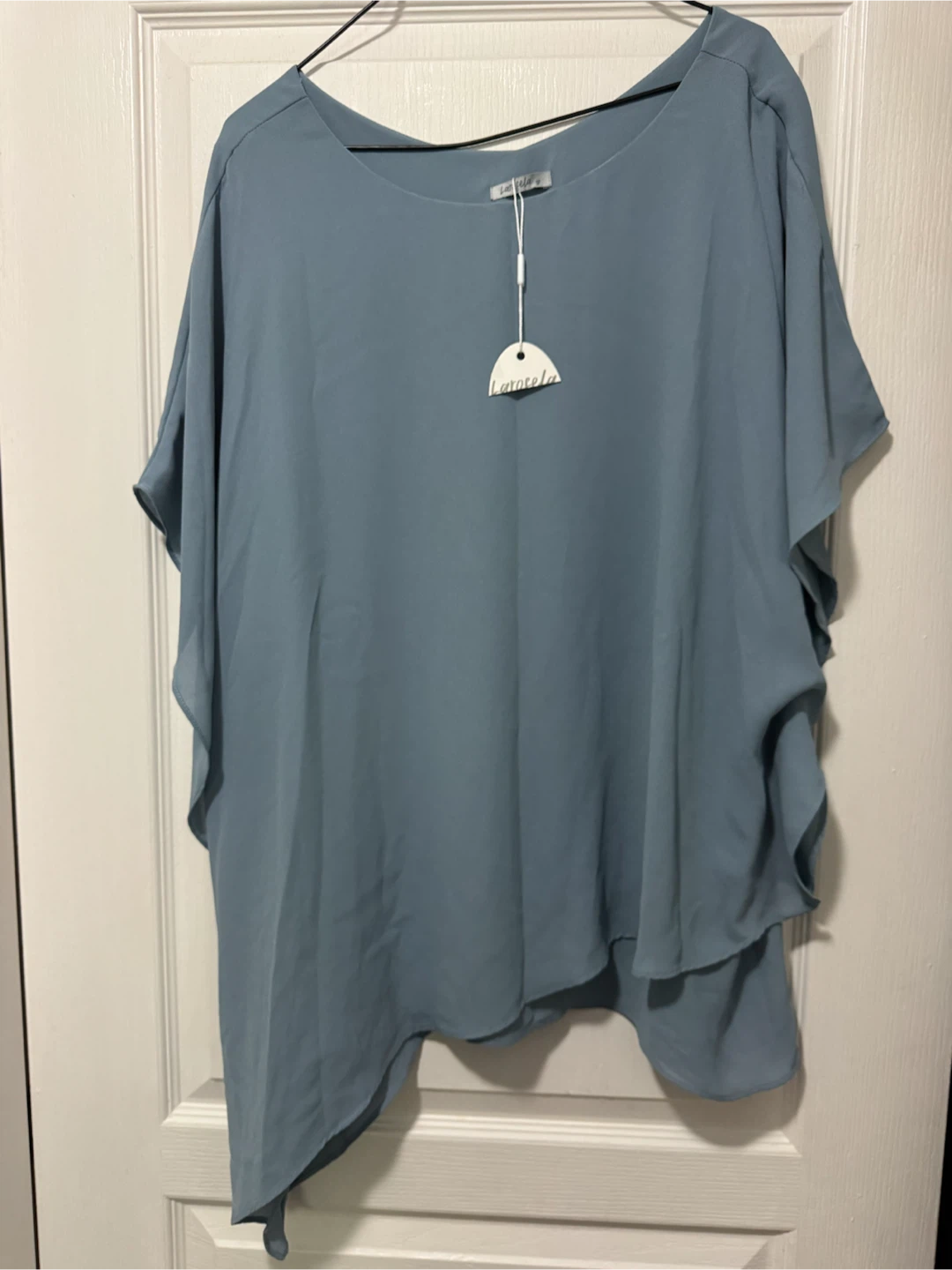 Larocela Blue Asymmetrical Top Size 18 - photo 2