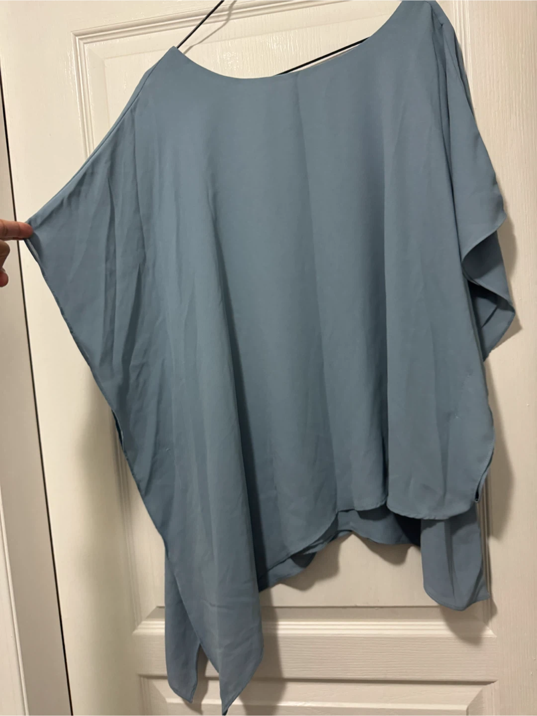 Larocela Blue Asymmetrical Top Size 18 - photo 4