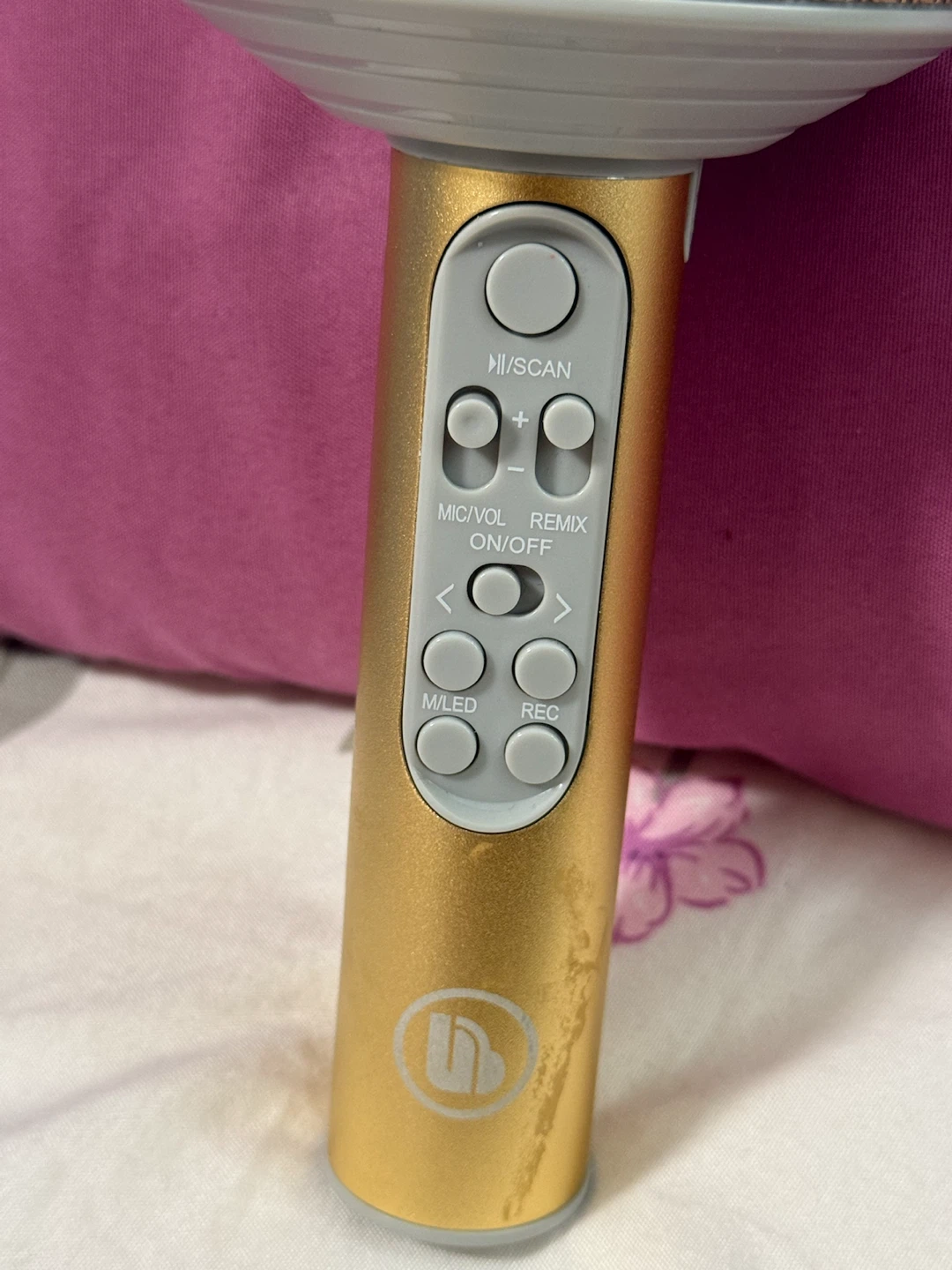 ‼️NEED GONE‼️ Gold Bluetooth Karaoke Microphone - photo 2