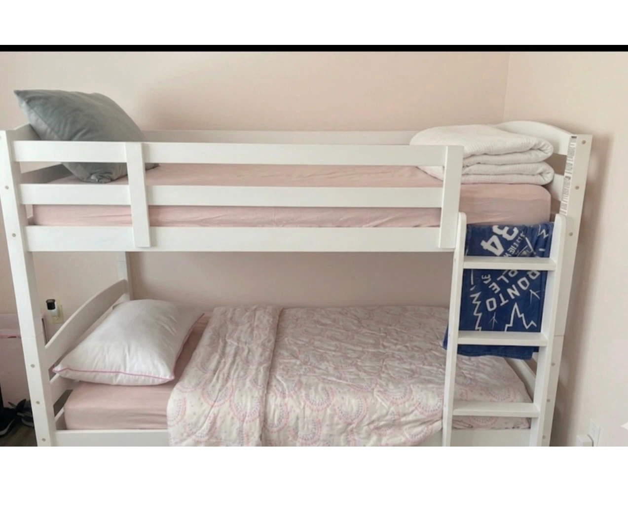 White Twin Bunk Bed - photo 3