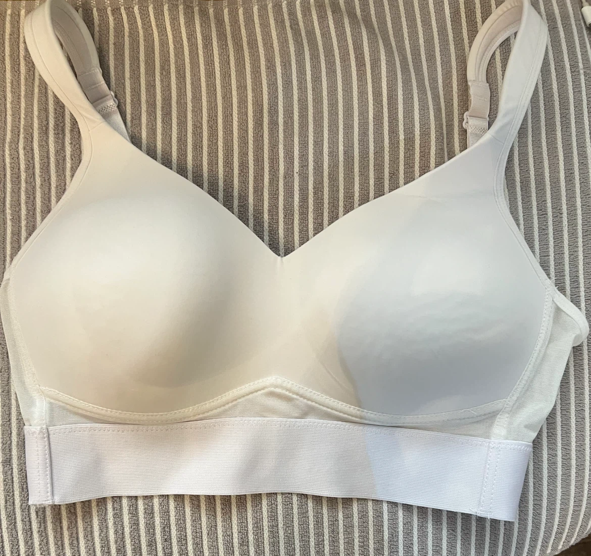 White Wireless Bra