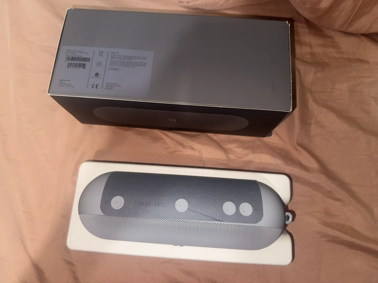 Beats Pill+ Portable Speaker - photo 3