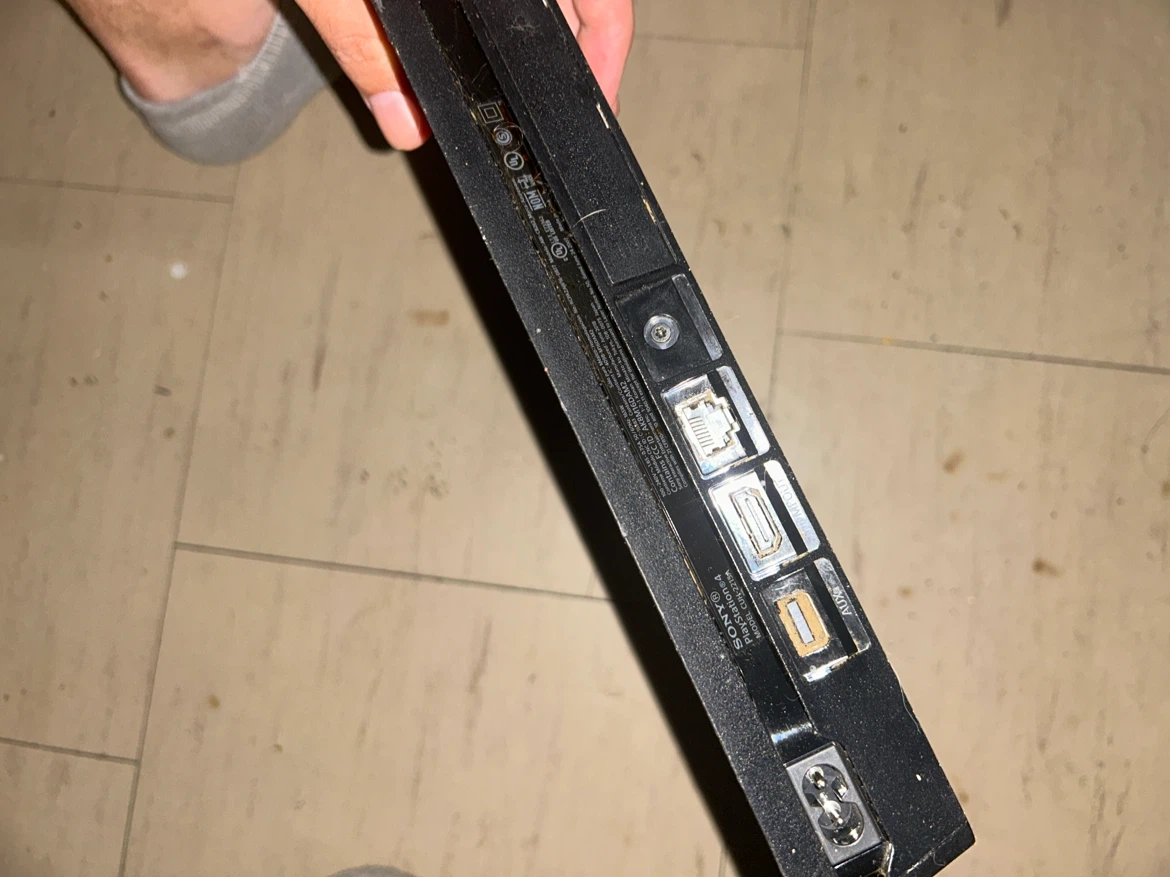 Sony PlayStation 4 Slim - photo 3