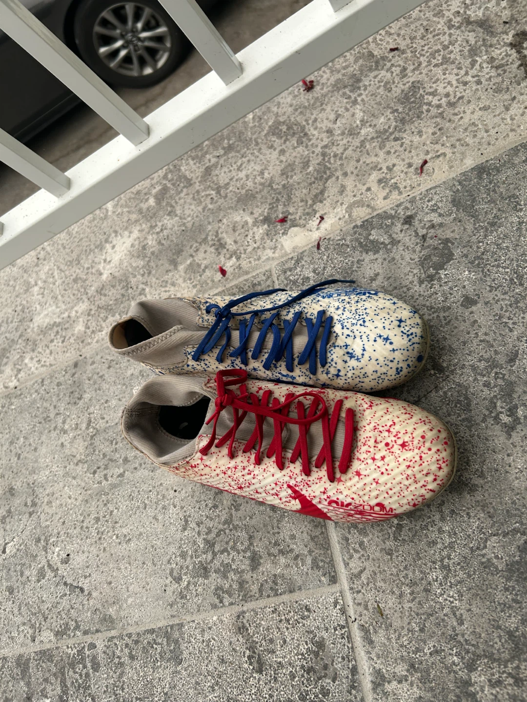 Nike Football Cleats - photo 2