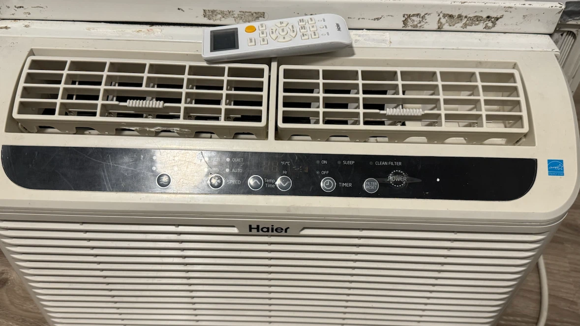 Haier Window Air Conditioner with Remote