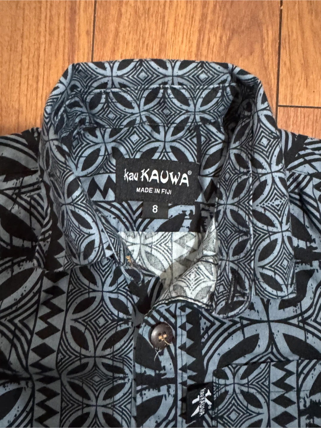 Boys' Button-Up Shirt size 8 $10 for all - photo 4