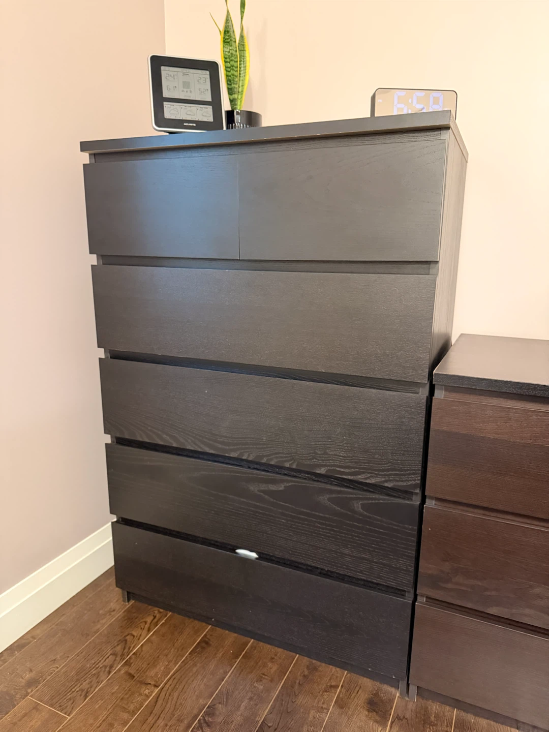 Dark Brown 6-Drawer Dresser