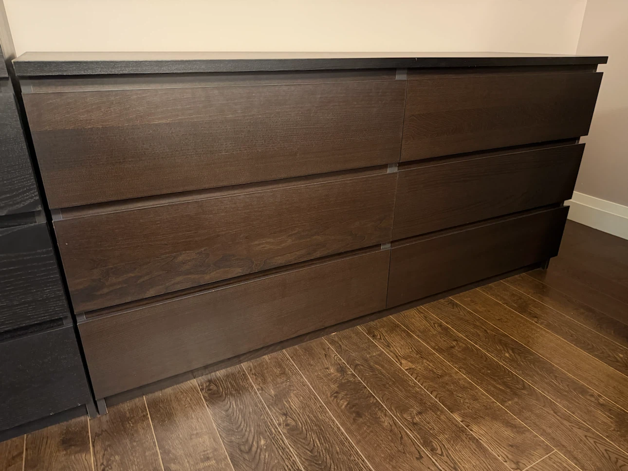 Dark Wood 6-Drawer Dresser