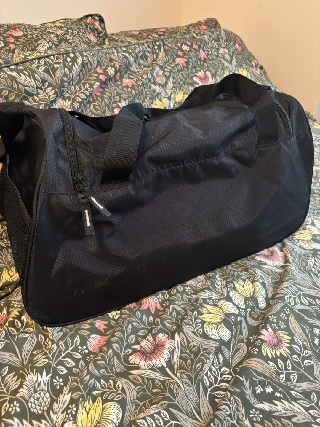 Black Reebok Duffle Bag - photo 2