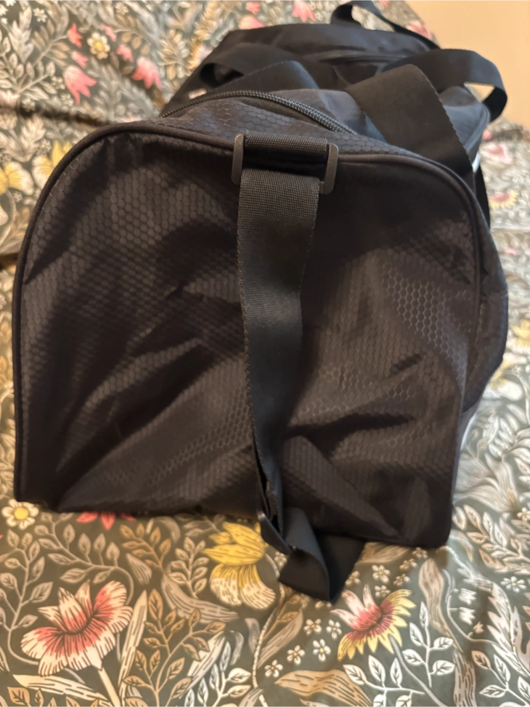 Black Reebok Duffle Bag - photo 4
