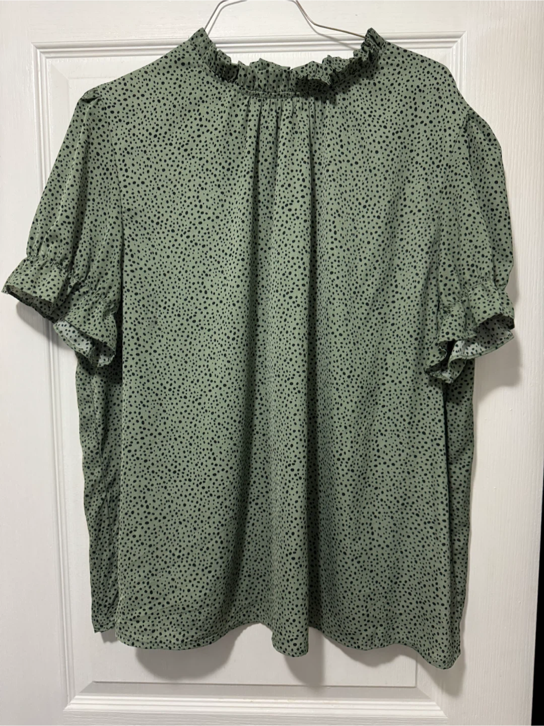 Sage Green Blouse with Ruffle Neck 3xl $8