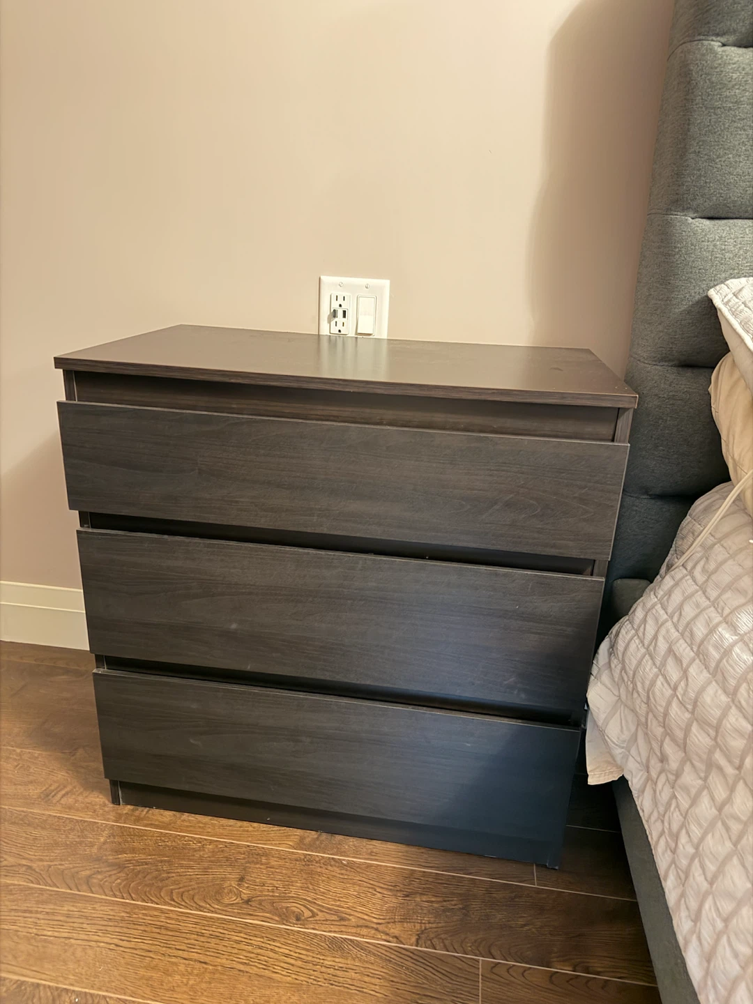Dark Wood 3-Drawer Dresser - photo 2