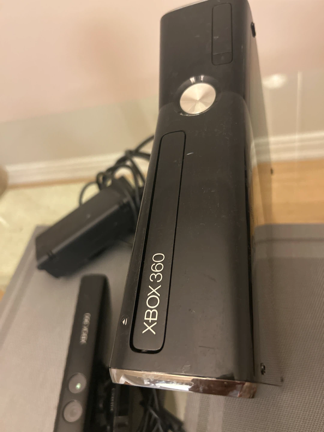 Xbox 360 S Console with Kinect - photo 2