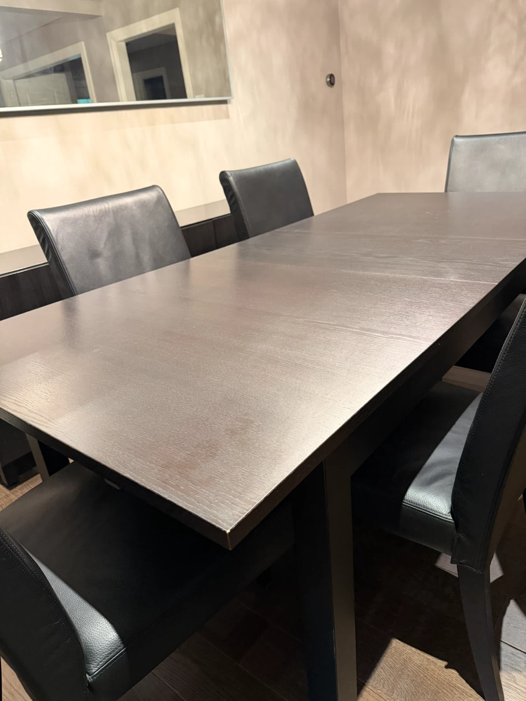Extendable Dining Table with 6 Chairs